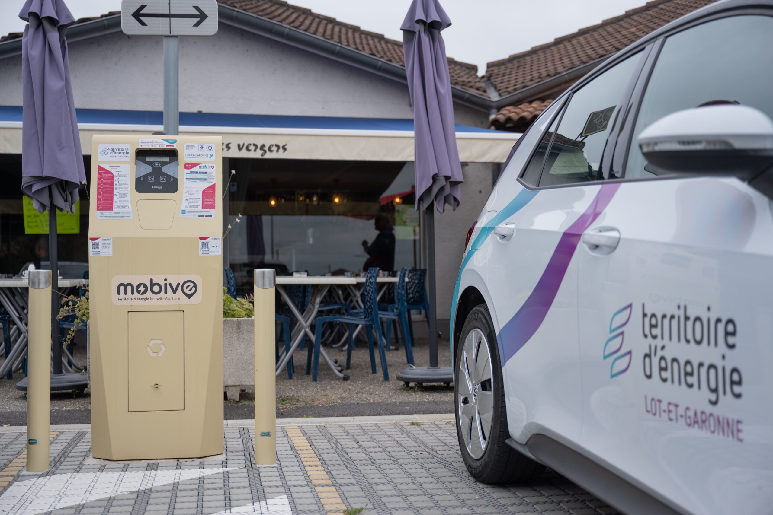 Borne Mobive - Voiture TE 47